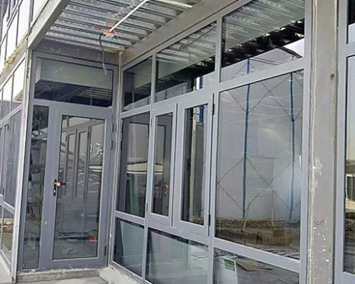 太原杏花嶺區中億豐建筑集團項目部斷橋門窗工程